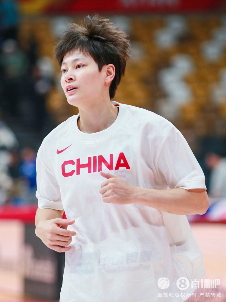 杨力维：希望在各大赛上有贡献 就是干 不能吃老本 要以训练为生